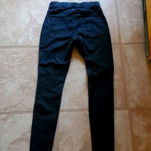 Hue jeans. Size small, black
